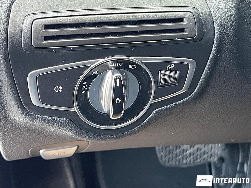 Mercedes C 220 2016 — Миниатюра 7