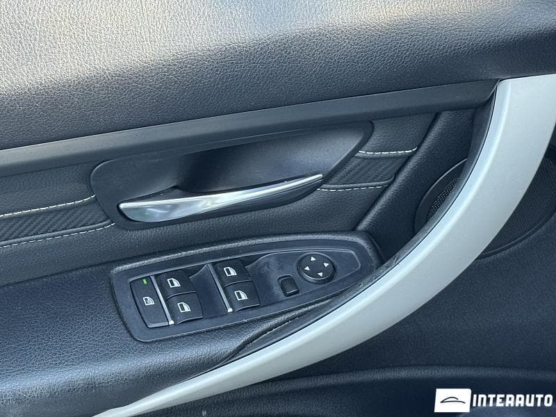 BMW 330E 2016 — Миниатюра 12