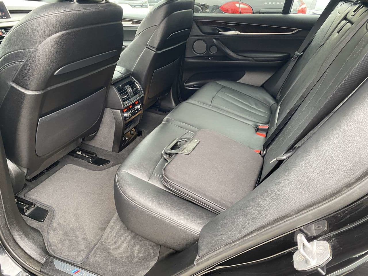 BMW X5 3.5i 2015 — Миниатюра 18