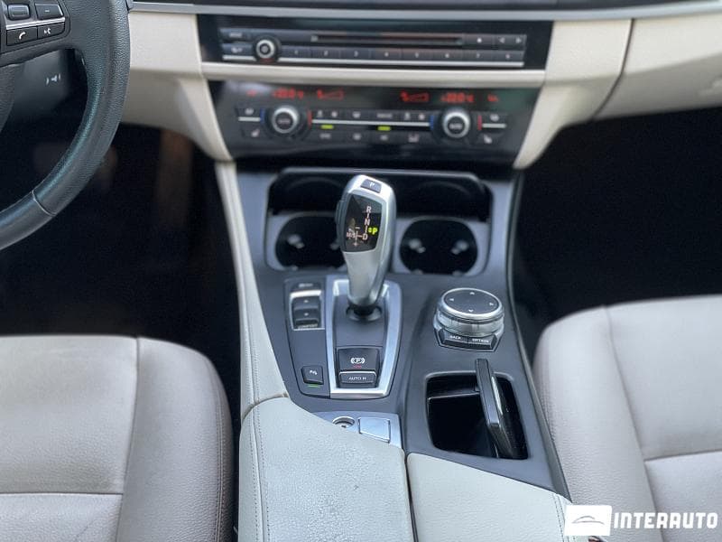 BMW 520 2016 — Миниатюра 25