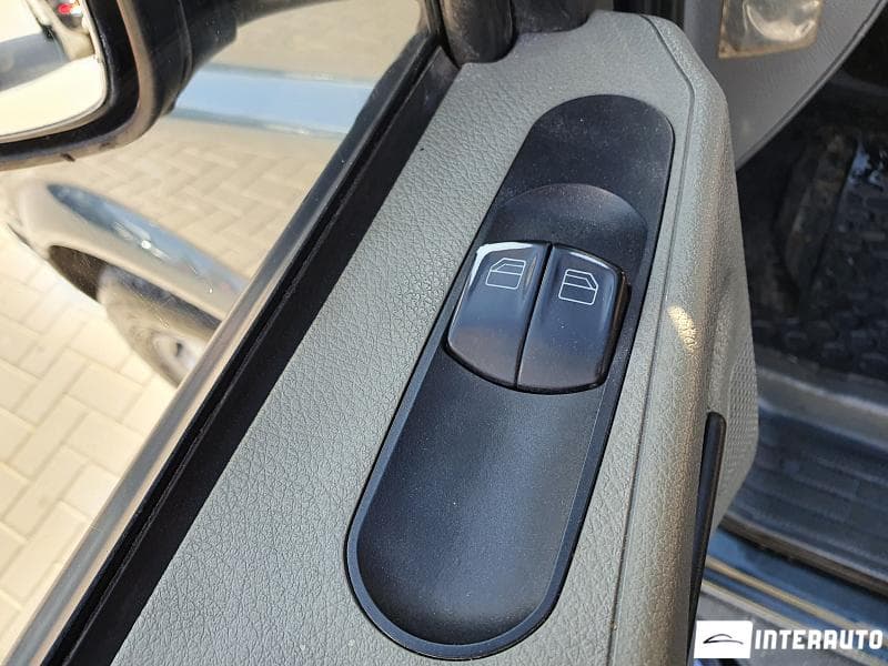 2005 Mercedes Vito — Miniatură 6