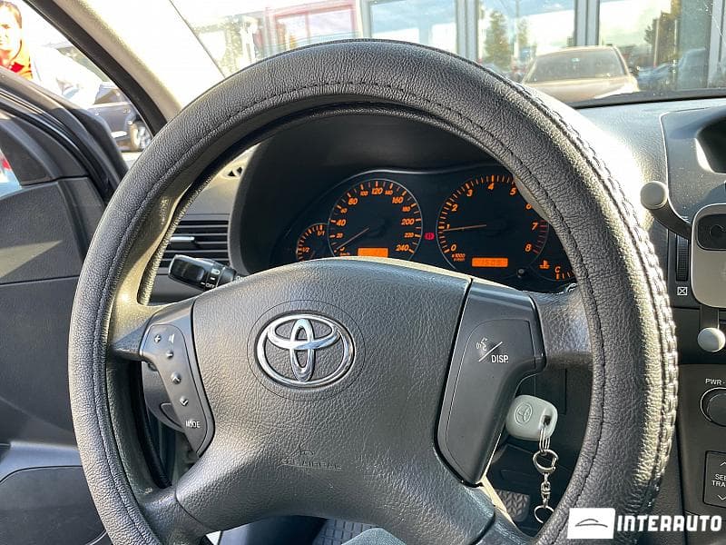 2003 Toyota Avensis — Miniatură 7