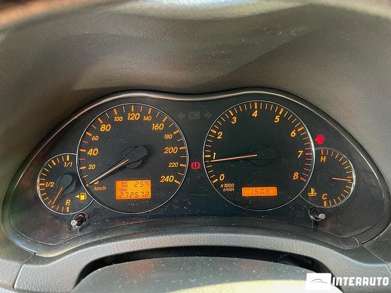 2003 Toyota Avensis — Miniatură 8
