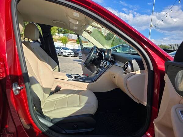 2016 Mercedes C 300 — Miniatură 8