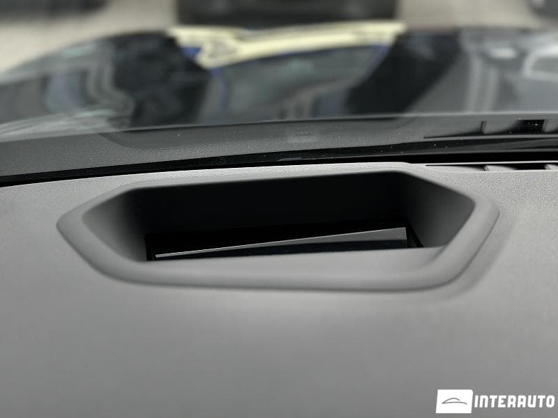 BMW 520 2017 — Миниатюра 12