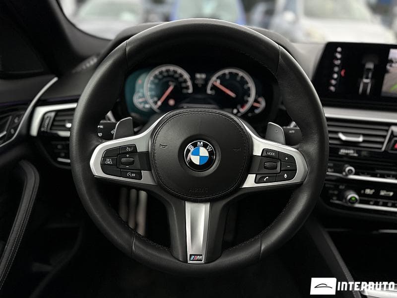 BMW 520 2017 — Миниатюра 13