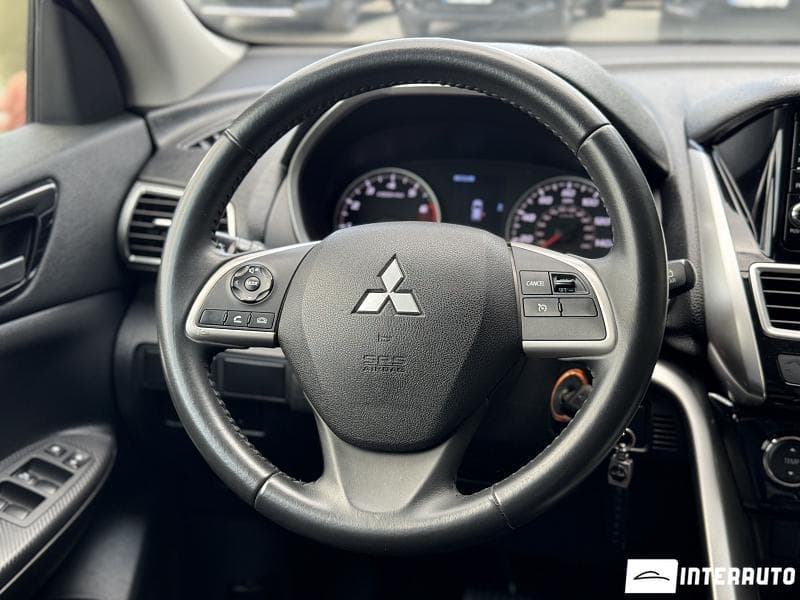Mitsubishi Eclipse Cross 2018 — Миниатюра 9