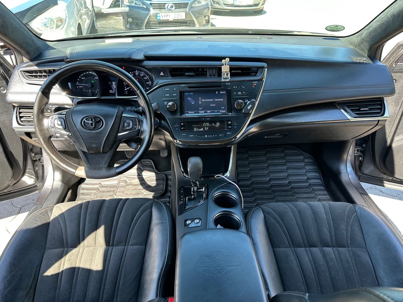 Toyota Avalon 2016 — Миниатюра 8