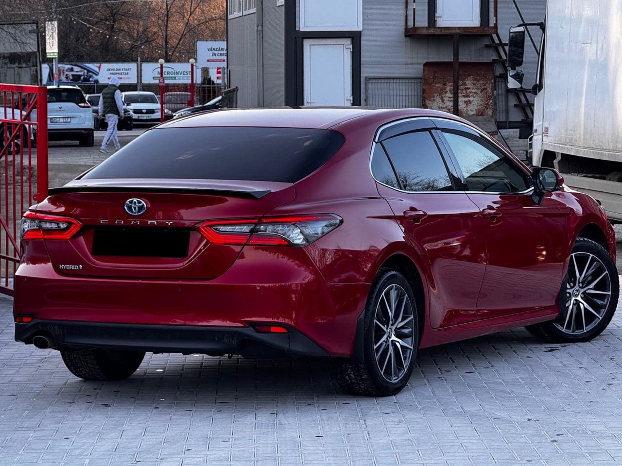 Toyota Camry 2021 — Миниатюра 2