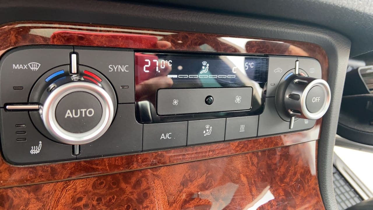 Volkswagen Touareg 2013 — Миниатюра 11