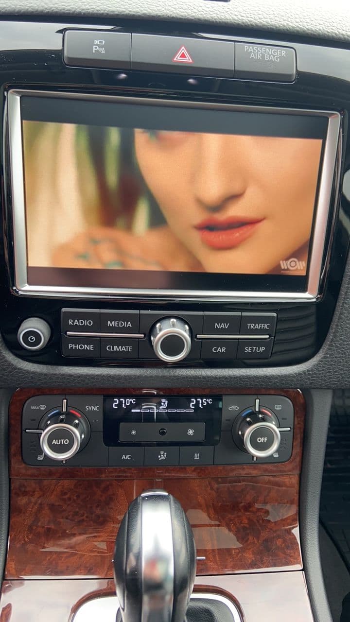 Volkswagen Touareg 2013 — Миниатюра 10