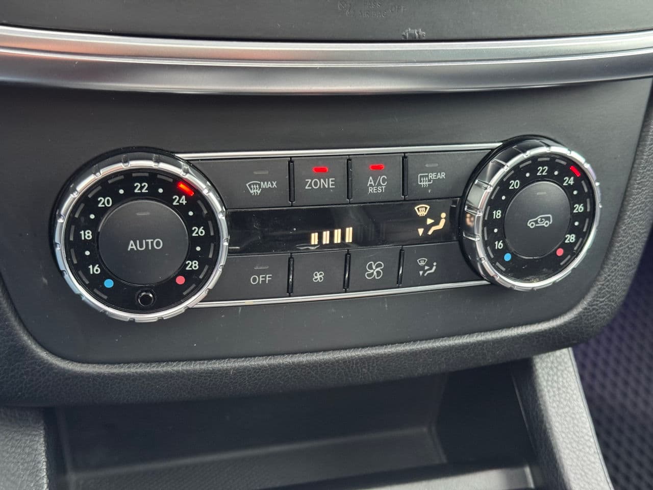 Mercedes ML 250 2012 — Миниатюра 12