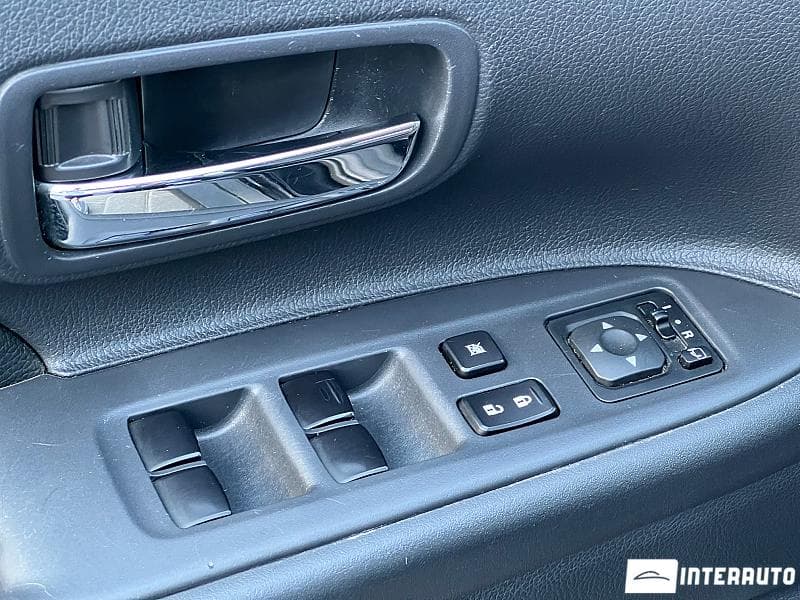 Mitsubishi Outlander 2014 — Миниатюра 13