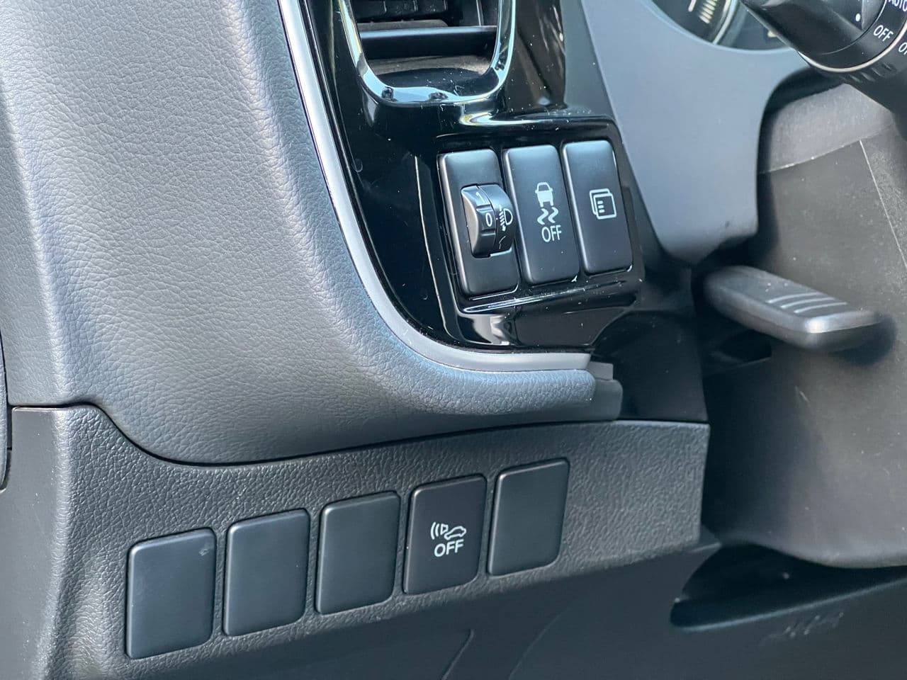 Mitsubishi Outlander 2014 — Миниатюра 14