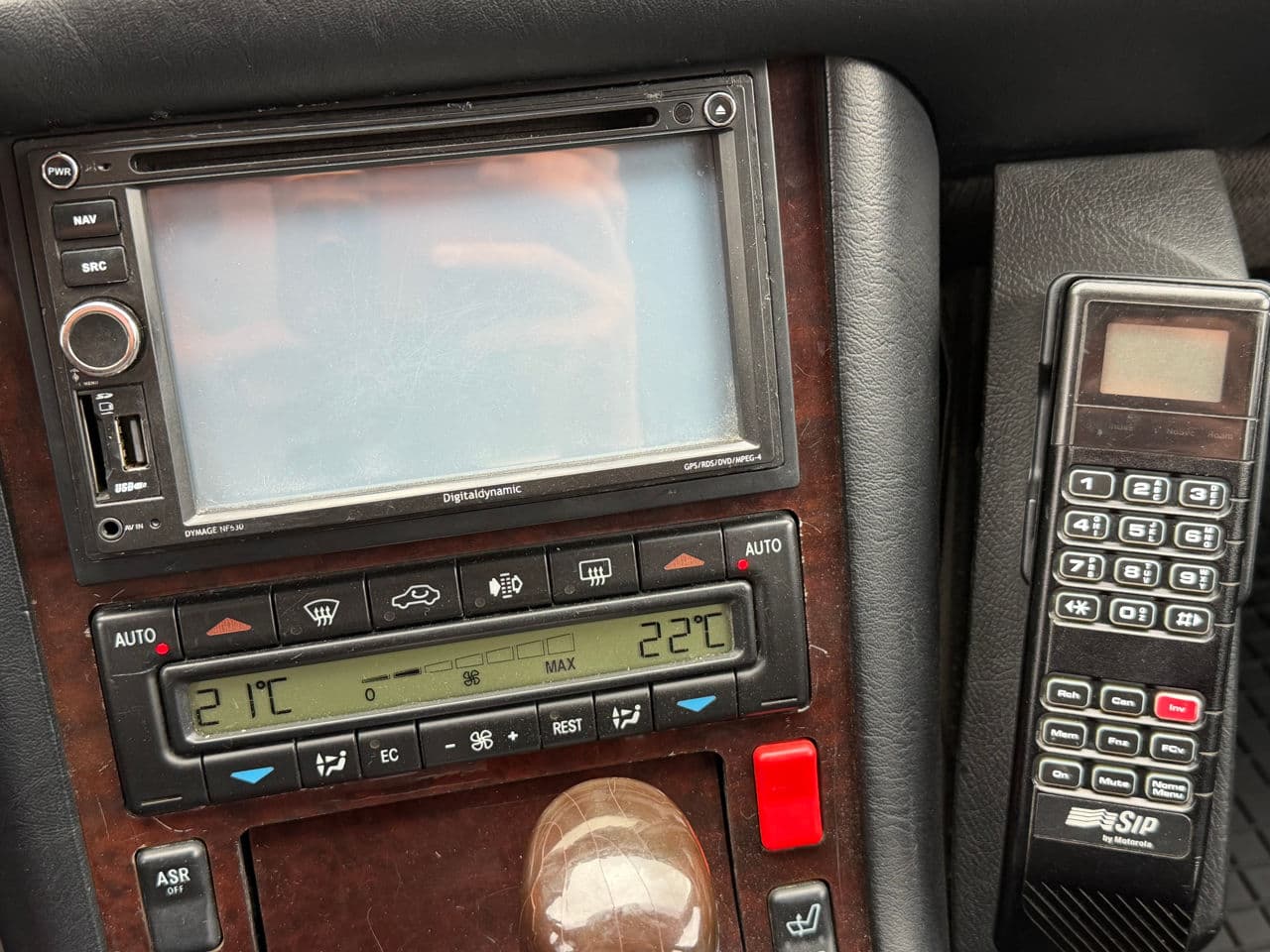 Mercedes S 320 1996 — Миниатюра 12
