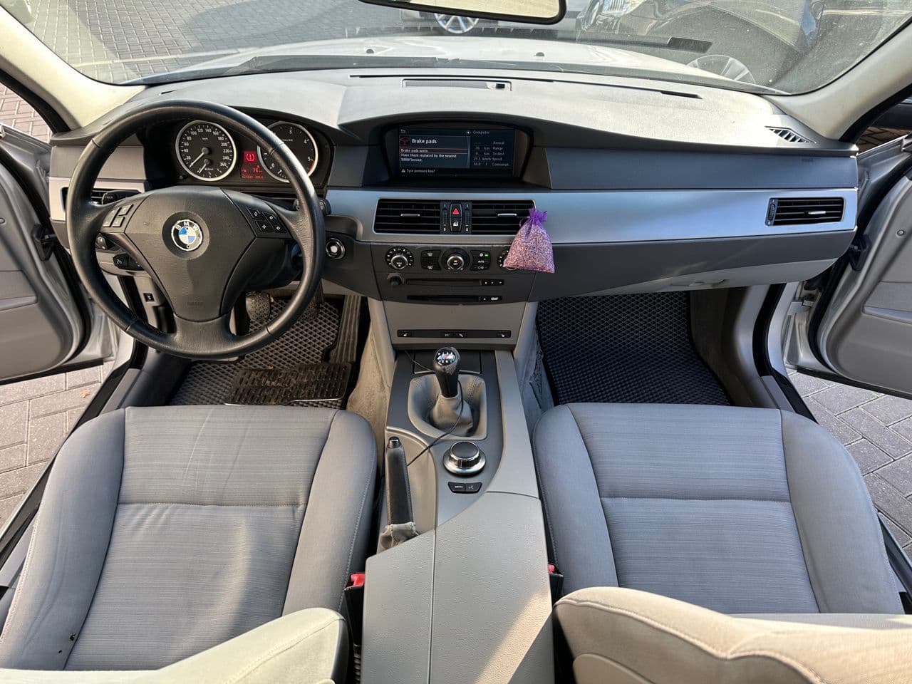 BMW 520 2006 — Миниатюра 12