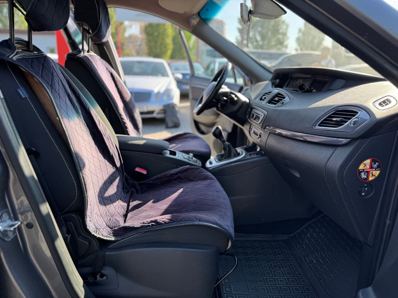 Renault Scenic 2014 — Миниатюра 18