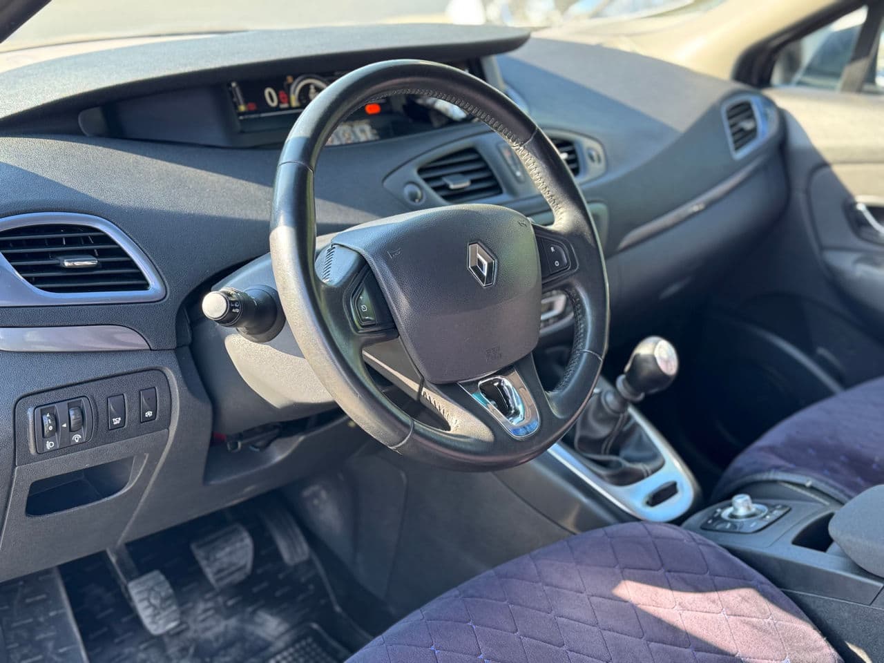 Renault Scenic 2014 — Миниатюра 9