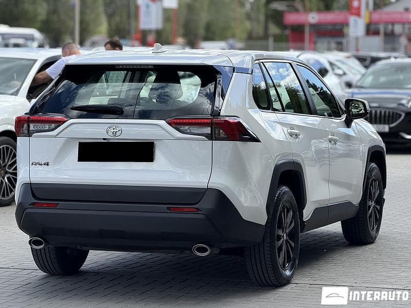 Toyota Rav-4 2020 — Миниатюра 2