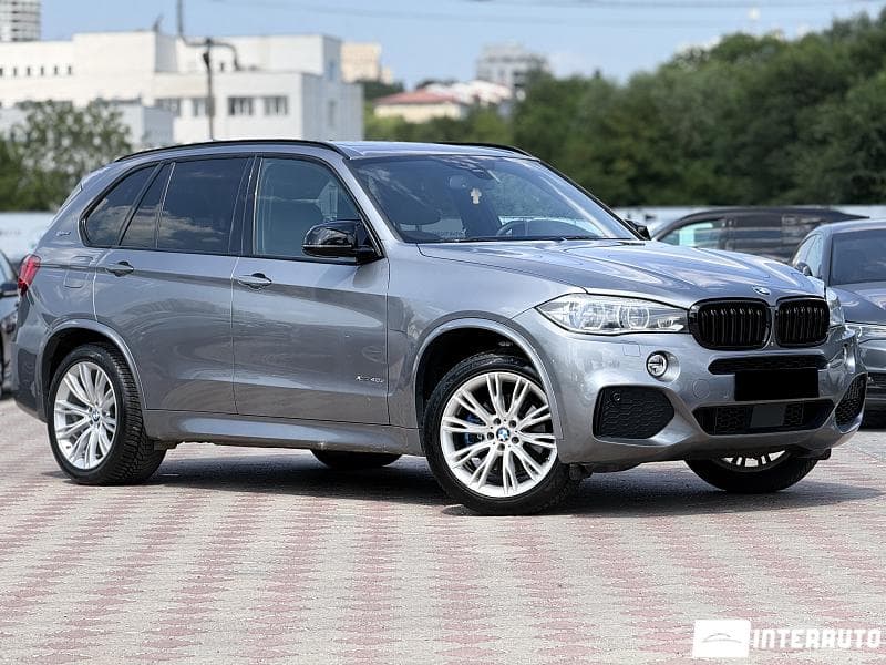 2017 BMW X5 4.0e — Miniatură 4
