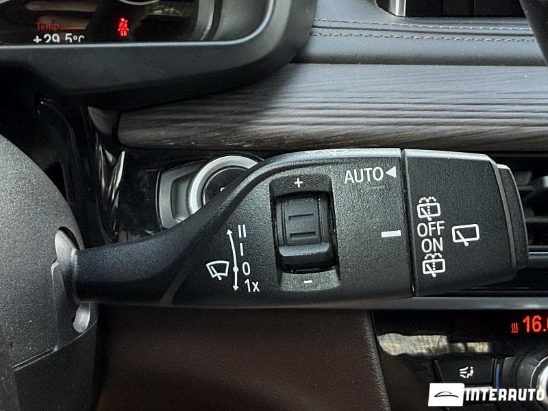 2017 BMW X5 4.0e — Miniatură 16