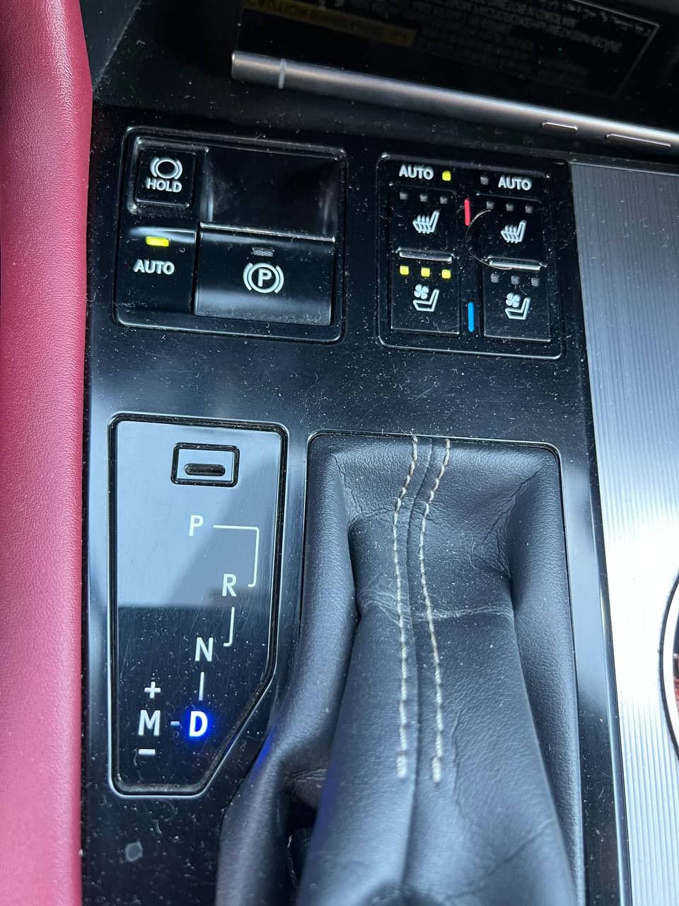 Lexus RX 200t 2016 — Миниатюра 14