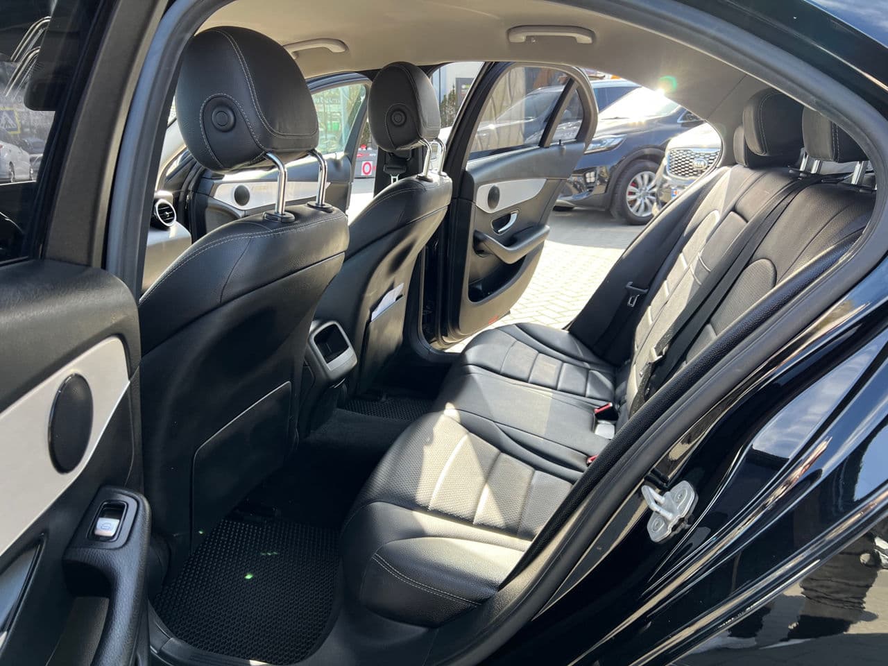 Mercedes C 180 2015 — Миниатюра 12