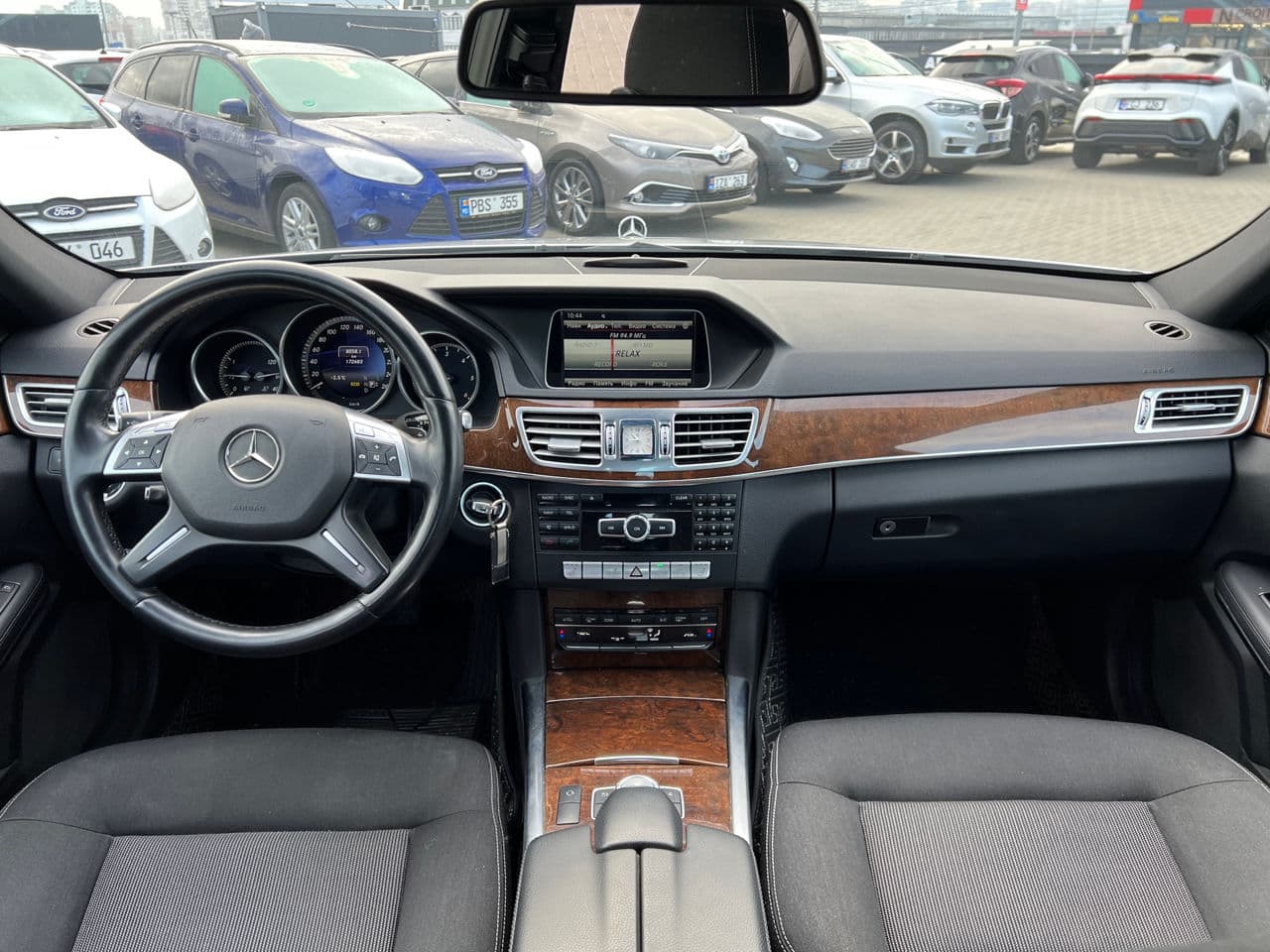 Mercedes E 220 2013 — Миниатюра 6