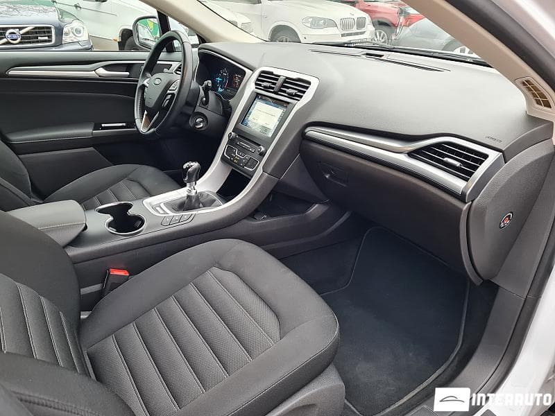 2017 Ford Mondeo — Miniatură 16