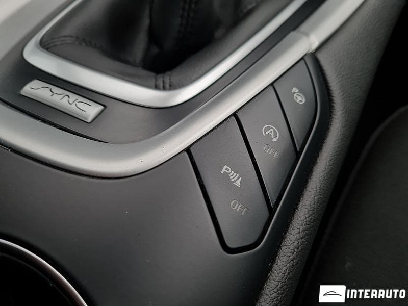 2017 Ford Mondeo — Miniatură 14