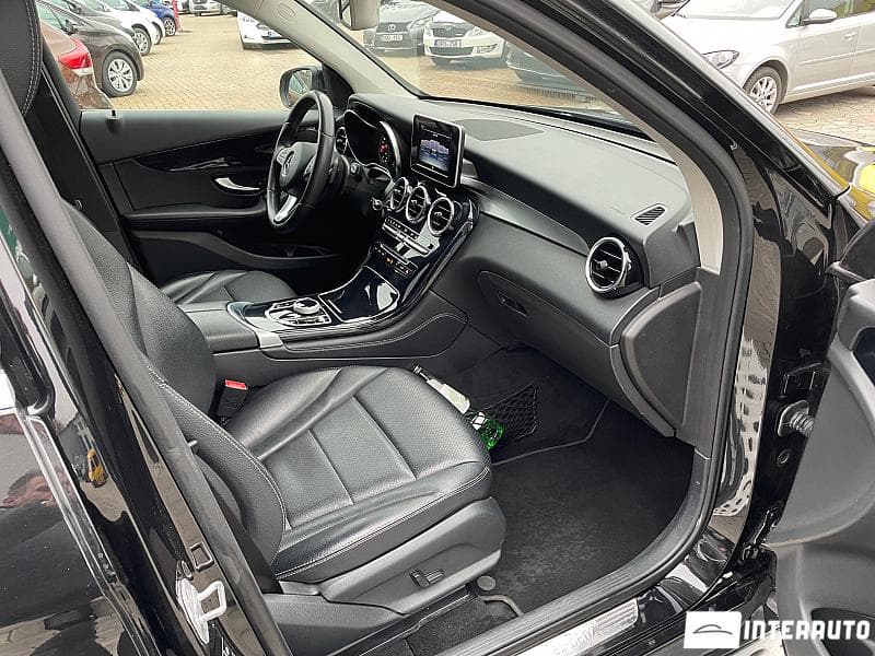 2017 Mercedes GLC 350e — Miniatură 14