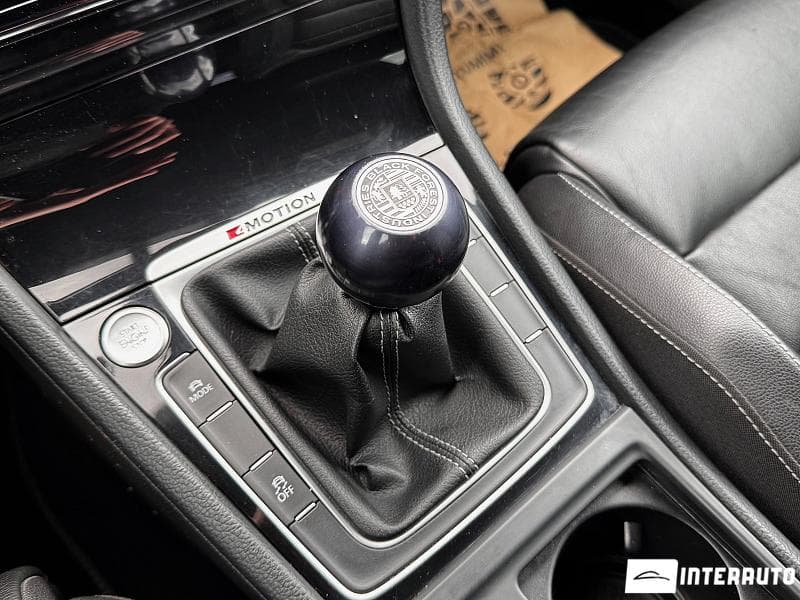 Volkswagen Golf R 2015 — Миниатюра 12