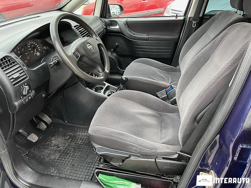 2001 Opel Zafira — Miniatură 5