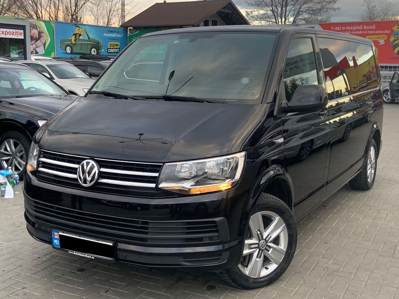 Volkswagen Multivan 2015 — Миниатюра 2
