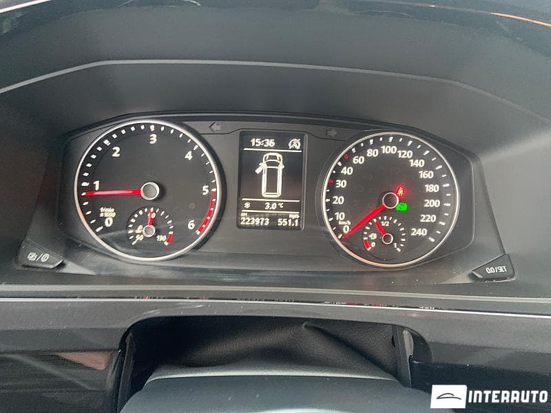 Volkswagen Multivan 2015 — Миниатюра 8