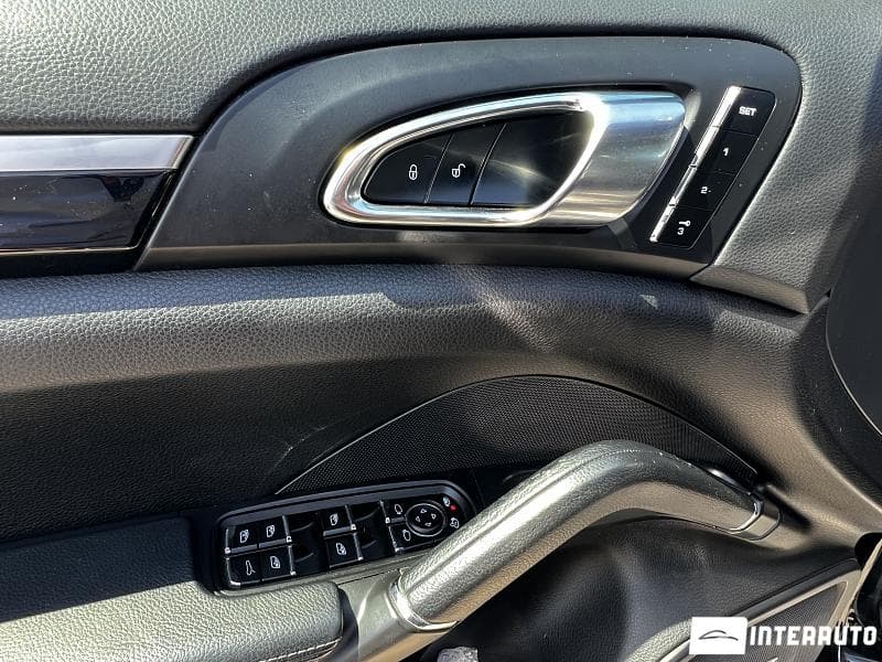 Porsche Cayenne S Hybrid 2014 — Миниатюра 5