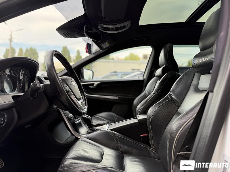 Volvo XC 60 2014 — Миниатюра 9
