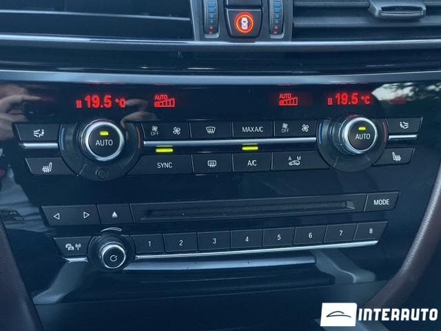 BMW X5 4.0D 2016 — Миниатюра 14