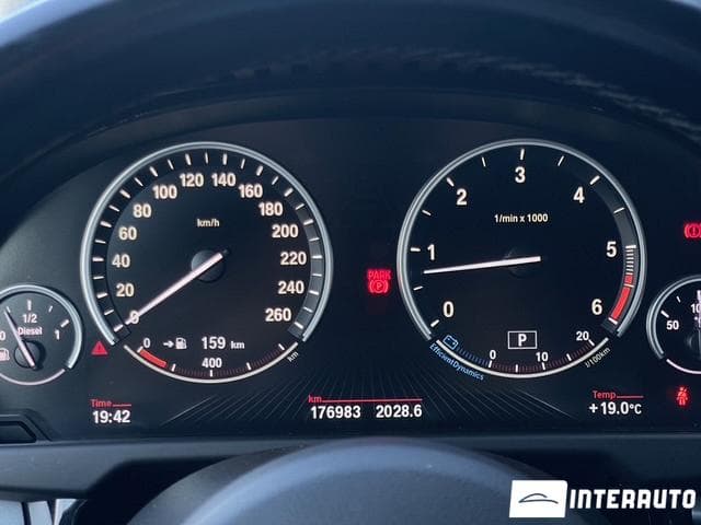 BMW X5 4.0D 2016 — Миниатюра 11