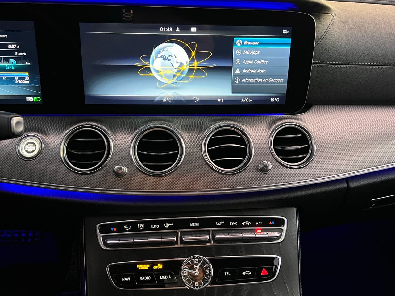 Mercedes E 220 2016 — Миниатюра 16