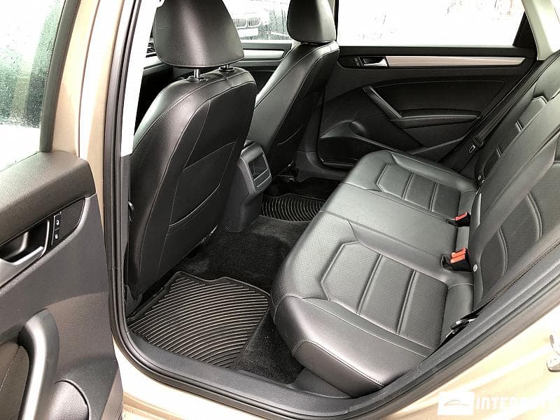 2015 Volkswagen Passat — Miniatură 13