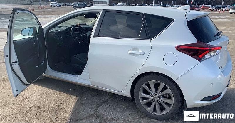 2018 Toyota Auris — Miniatură 2