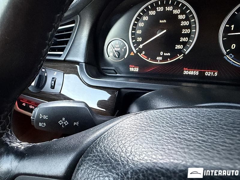 BMW 730 2011 — Миниатюра 21