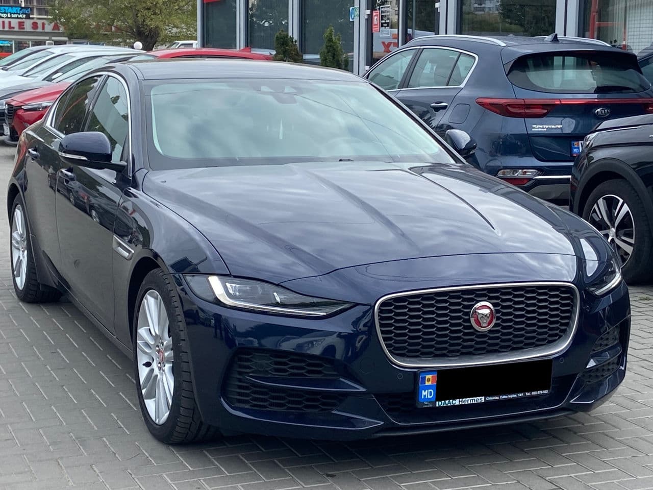 Jaguar XE 2020 — Миниатюра 3