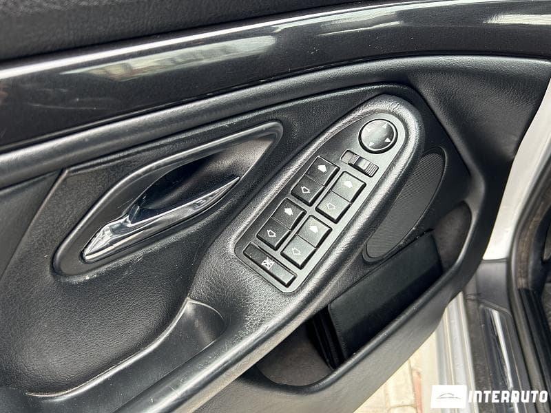 1999 BMW 520 — Miniatură 6