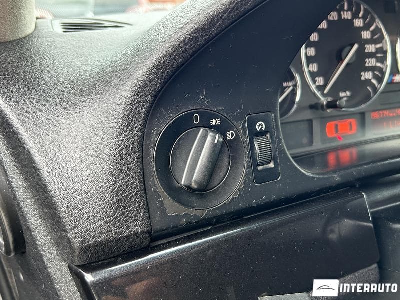 1999 BMW 520 — Miniatură 9