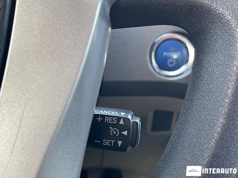 2014 Toyota Prius — Miniatură 11