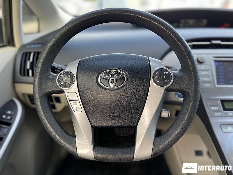 2014 Toyota Prius — Miniatură 10