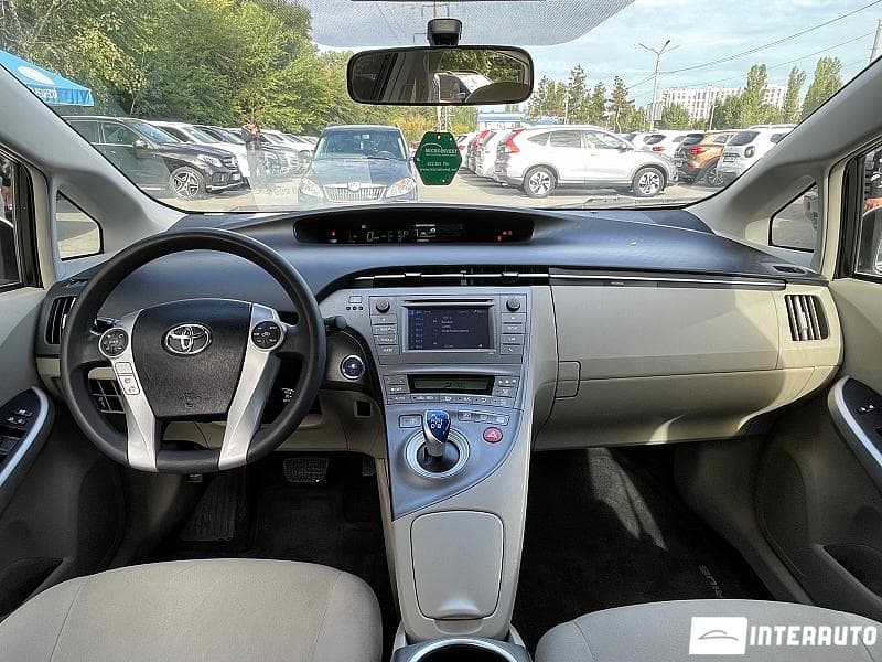 2014 Toyota Prius — Miniatură 9