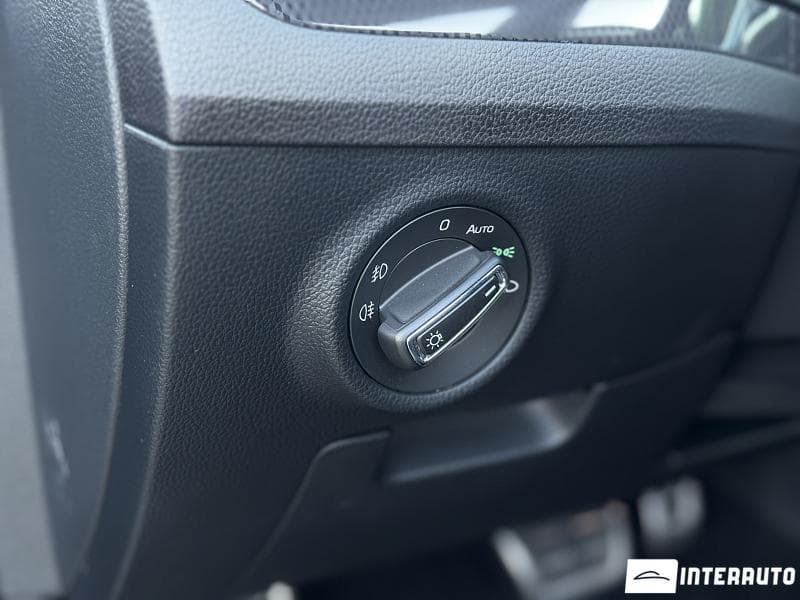 Skoda Superb 2018 — Миниатюра 8